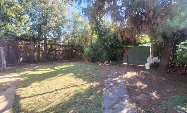 CASA 3 AMB, EN VENTA EN BERAZATEGUI CON JARDIN