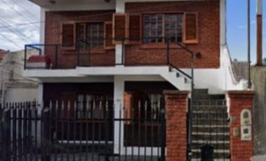 VENTA PH 3 AMB. CON PATIO Y COCHERA