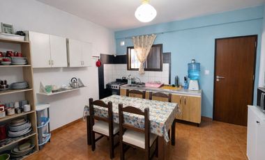 VENTA PH 3 AMB. CON PATIO Y COCHERA