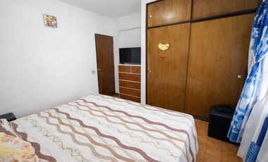 VENTA PH 3 AMB. CON PATIO Y COCHERA