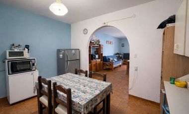 VENTA PH 3 AMB. CON PATIO Y COCHERA