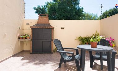 VENTA PH CON COCHERA-PATIO Y PARRILLA EN QUILMES