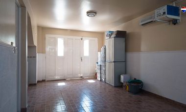 VENTA PH CON COCHERA-PATIO Y PARRILLA EN QUILMES