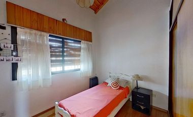 VENTA CASA 6 AMB V.DOMINICO CON PATIO Y GARAJE