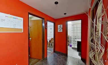 VENTA CASA 6 AMB V.DOMINICO CON PATIO Y GARAJE