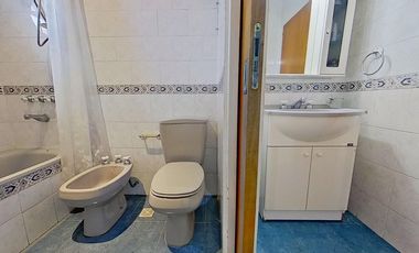 VENTA CASA 6 AMB V.DOMINICO CON PATIO Y GARAJE