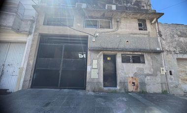 GALPON EN VENTA CON OFICINAS EN AVELLANEDA