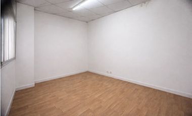 GALPON EN VENTA CON OFICINAS EN AVELLANEDA