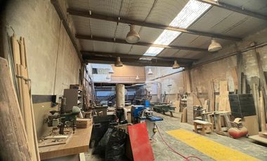 GALPON EN VENTA CON OFICINAS EN AVELLANEDA