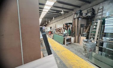 GALPON EN VENTA CON OFICINAS EN AVELLANEDA