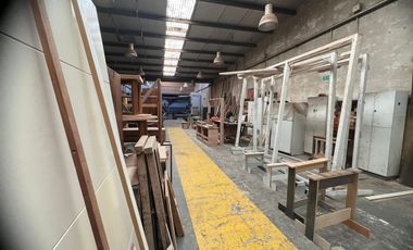 GALPON EN VENTA CON OFICINAS EN AVELLANEDA