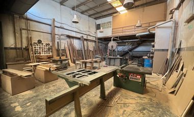 GALPON EN VENTA CON OFICINAS EN AVELLANEDA