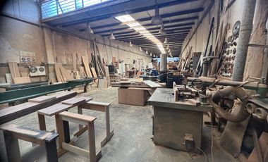 GALPON EN VENTA CON OFICINAS EN AVELLANEDA