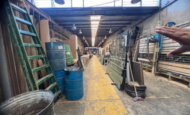 GALPON EN VENTA CON OFICINAS EN AVELLANEDA