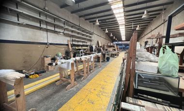 GALPON EN VENTA CON OFICINAS EN AVELLANEDA