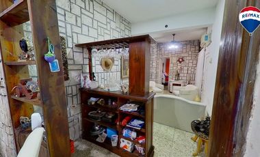 OPORTUNIDAD VENTA  3 DEPTOS POR PASILLO  DOMINICO