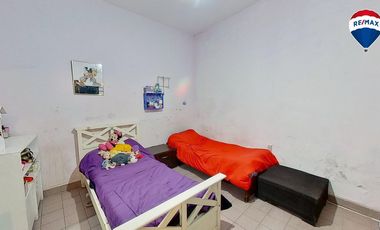 OPORTUNIDAD VENTA  3 DEPTOS POR PASILLO  DOMINICO