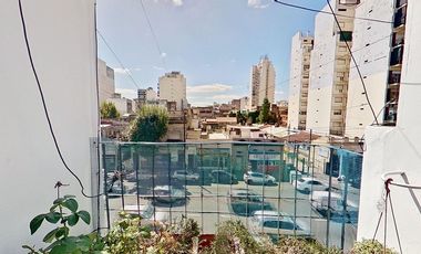 VENTA DPTO 4 AMB. CON PATIO. AVELLANEDA CENTRO