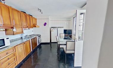 VENTA DPTO 4 AMB. CON PATIO. AVELLANEDA CENTRO