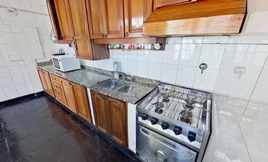 VENTA DPTO 4 AMB. CON PATIO. AVELLANEDA CENTRO