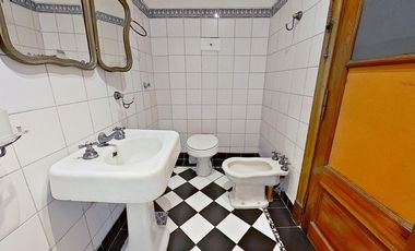 VENTA DPTO 4 AMB. CON PATIO. AVELLANEDA CENTRO