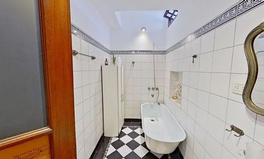 VENTA DPTO 4 AMB. CON PATIO. AVELLANEDA CENTRO