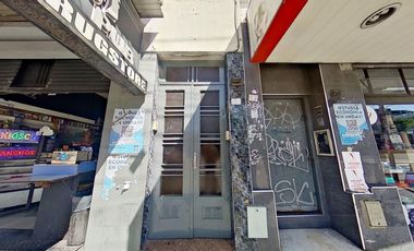 VENTA DPTO 4 AMB. CON PATIO. AVELLANEDA CENTRO