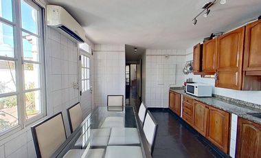 VENTA DPTO 4 AMB. CON PATIO. AVELLANEDA CENTRO