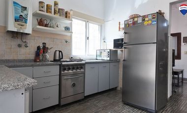 VENTA CASA 2 FAMILIAS GERLI AVELLANEDA