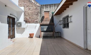 VENTA CASA 2 FAMILIAS GERLI AVELLANEDA