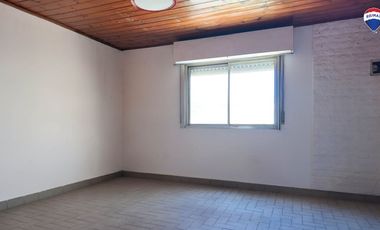 VENTA CASA 2 FAMILIAS GERLI AVELLANEDA
