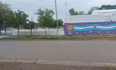 NEUQUEN, EXCELENTE TERRENO EN VENTA CON PILETA