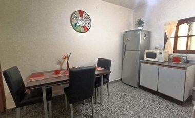 VENTA CASA 4 AMB GRAN PARQUE GARAJE ZARATE AP CRED