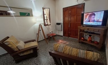 VENTA CASA 4 AMB GRAN PARQUE GARAJE ZARATE AP CRED