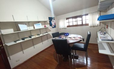 VENTA CASA 4 AMB GRAN PARQUE GARAJE ZARATE AP CRED