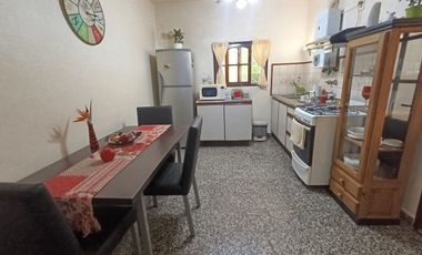 VENTA CASA 4 AMB GRAN PARQUE GARAJE ZARATE AP CRED
