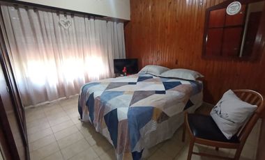 VENTA CASA 4 AMB GRAN PARQUE GARAJE ZARATE AP CRED