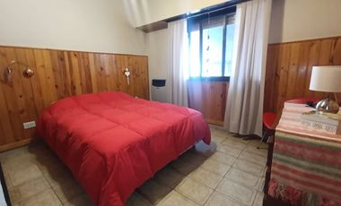 VENTA CASA 4 AMB GRAN PARQUE GARAJE ZARATE AP CRED