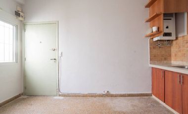 VENTA DEPARTAMENTO 3 AMBIENTES FRENTE SAN MARTÍN