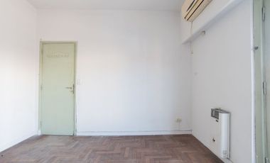 VENTA DEPARTAMENTO 3 AMBIENTES FRENTE SAN MARTÍN