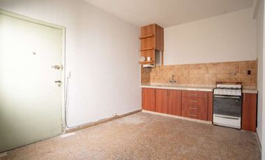 VENTA DEPARTAMENTO 3 AMBIENTES FRENTE SAN MARTÍN