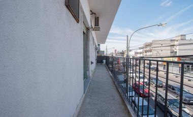 VENTA DEPARTAMENTO 3 AMBIENTES FRENTE SAN MARTÍN