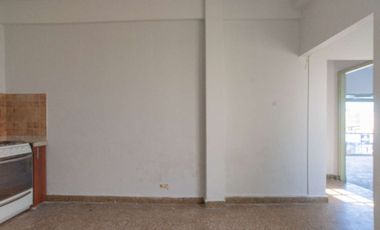 VENTA DEPARTAMENTO 3 AMBIENTES FRENTE SAN MARTÍN