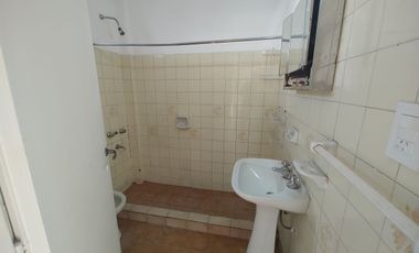 ALQUILER DEPARTAMENTO PH 3 AMBIENTES, MORON!