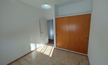 ALQUILER DEPARTAMENTO PH 3 AMBIENTES, MORON!