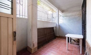 VENTA PH DOS AMBIENTES A REFACCIONAR MORON