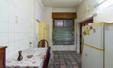 VENTA PH DOS AMBIENTES A REFACCIONAR MORON