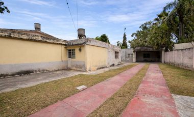 CASA CON 2 VIVIENDAS EN VENTA EN B° LOS IMIGRANTES