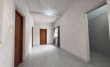 CASA CON 2 VIVIENDAS EN VENTA EN B° LOS IMIGRANTES