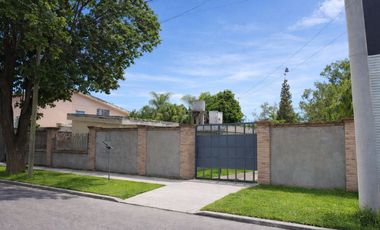 CASA CON 2 VIVIENDAS EN VENTA EN B° LOS IMIGRANTES